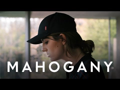 bülow - Sweet Little Lies (Acoustic) | Mahogany Session