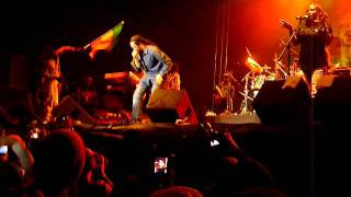 Damian Marley en Concierto (Intro)