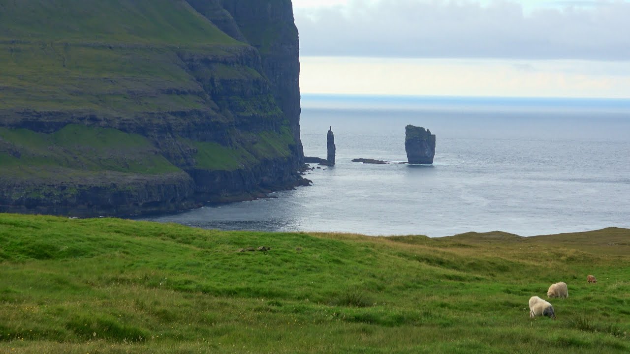 RoadTrip Faroe Islands - Eysturoy - Risin og Kellingin (The Giant and the Witch) - 2024-08-10