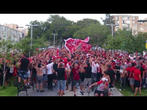 Ultras Hapoel - (צעדה לדרבי סל 17/18 (קליפ שני