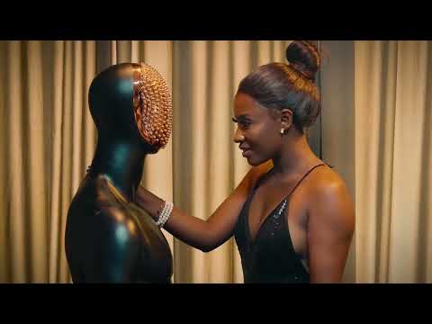 Senzaa - Tu mens (Clip Officiel)