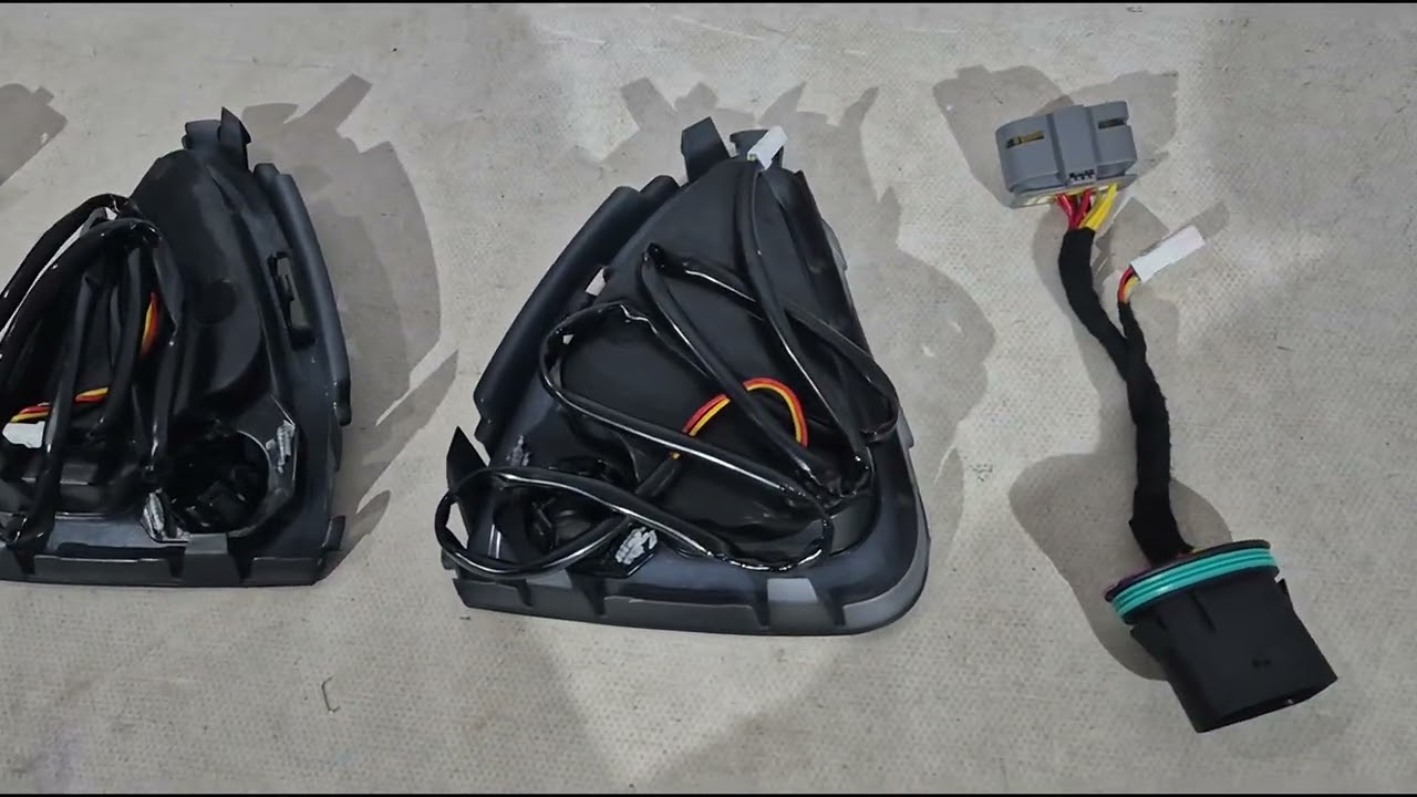 Mercedes Vito/V-class W447 2014- гг. Противотуманные фары (2023+, комплект 2 шт.) Video 1