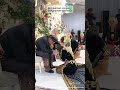 Ketika Punya Bapak Super Receh Acara Sungkeman Bukannya Nangis Malah Ngakak Bareng Anak