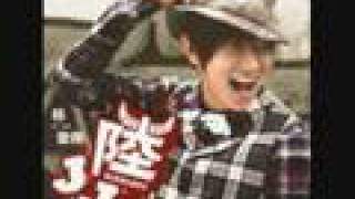 JJ Lin Jun Jie - Cries in a distance