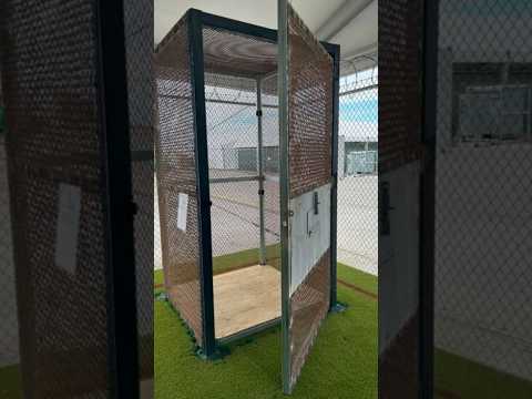 Alligator Alcatraz held immigrants in small cages, watchdog finds