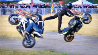bike stunt goes wrong.wmv