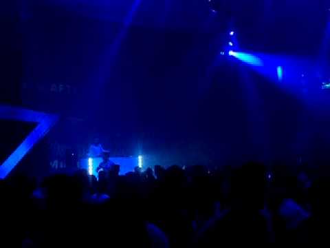 MOR AVRAHAMI @ KARMABEAT - MEXICO! 31.JAN.2010 -  RUSSIAN ROULETTE - MOR AVRAHAMI REMIX!