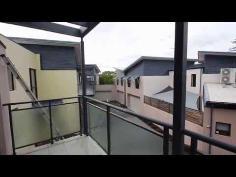 "Subiaco Accommodation" Scarborough Townhouse 3BR/2.5BA by "Property Management Subiaco"