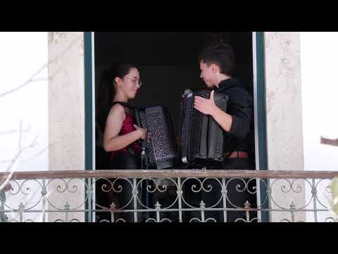 "Menina Estás à Janela" Inês Faria e Tomás Alexandre no Vila Adentro - 3 de junho