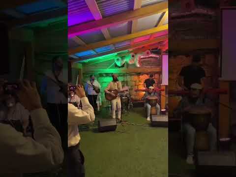 Shlepping Nachas in Jerusalem . #israel #jewishmusic #yiddish