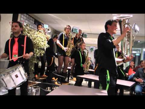 2015-03-07 Deurhoalers bij Vocasa