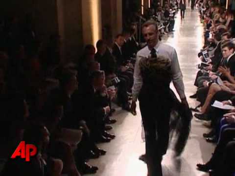 Kylie Minogue Honors Ricky Martin at NYC Gala