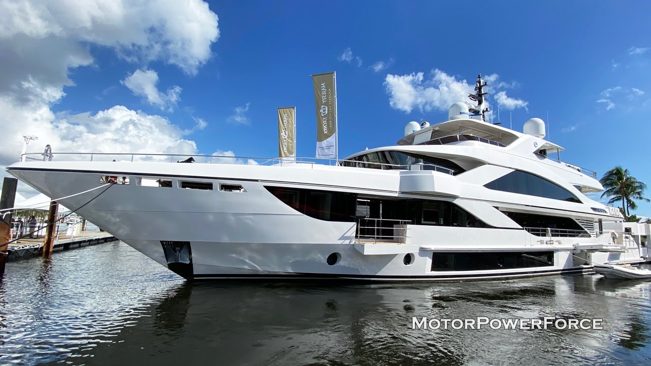Majesty 140 Luxury SuperYacht