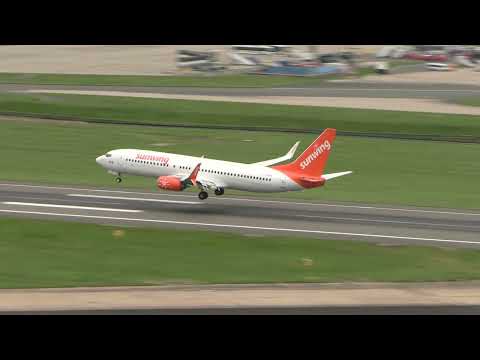 Sunwing 737-8 floats down runway 33 BHX 06/08/23