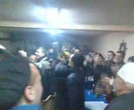 qeshtu festohet te Busavat pavarsija