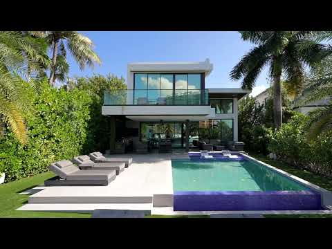 The JIlls Zeder Group presents 342 S Pkwy, Golden Beach, FL 33160, USA