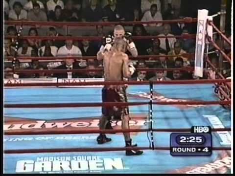 Roy Jones Junior vs Lou Del Valle - WBC/WBA Light Heavyweight Title - Part 1 / 2