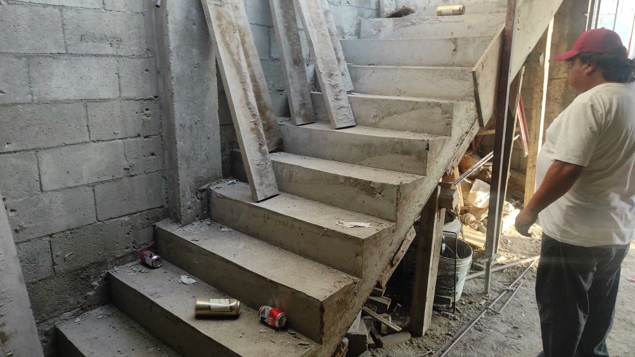 Watch Haciendo una escalera de 5m de largo cuánto se gasta de materias 🤔 Now Haciendo una escalera de 5m de largo cuánto se gasta de materias 🤔