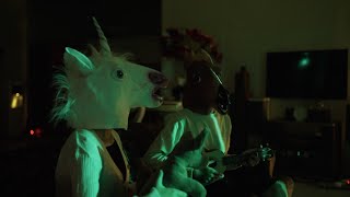 Download lagu Daun Jatuh - Bungkam mp3 Download lagu Daun Jatuh - Bungkam mp3