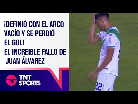 ¡DEFINIÓ con el ARCO VACÍO y SE PERDIÓ EL GOL! 😱 El INCREIBLE FALLO de JUAN PABLO ÁLVAREZ