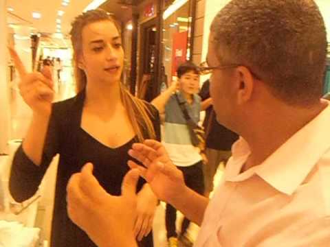 الفيديو الثاني من رحلة داخل مول تجاري في بانكوك تايلاند shopping in thailand -