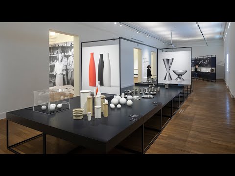 Schönheit der Form. Die Designerin Christa Petroff-Bohne im MK&G