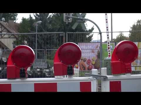 Bahnübergang für Fußgänger offen - ELSTERWELLE