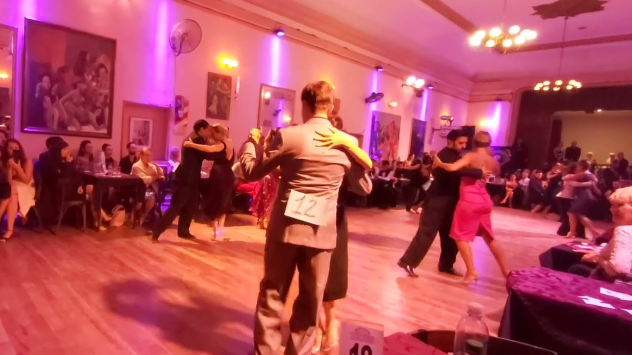 Ronda Tango - Vals y Milonga.