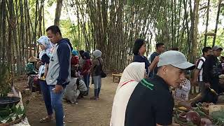 preview picture of video 'Pasar kebon watugede bersama keluarga'