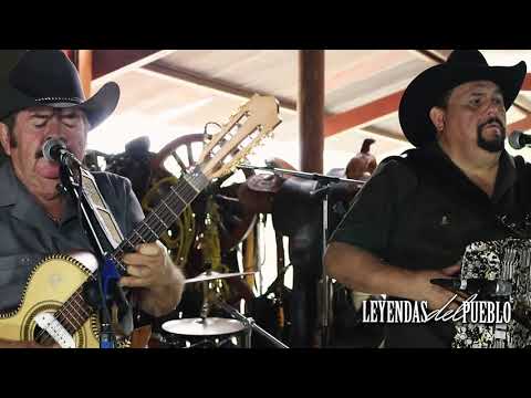 ELISEO ROBLES - HAY UNOS OJOS (VIDEO OFICIAL)