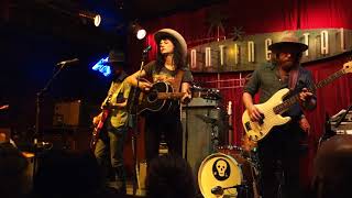 Nikki lane - Big Mouth