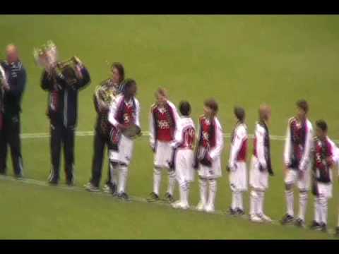 IANZINHO PART 6 AZ JEUGDKAMPIOENEN 2008-2009 GEHULDIGD IN DSB STADION