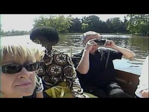 SCHWARZ AUF WEISS DOKU ÜBER RASSISMUS IN DEUTSCHLAND