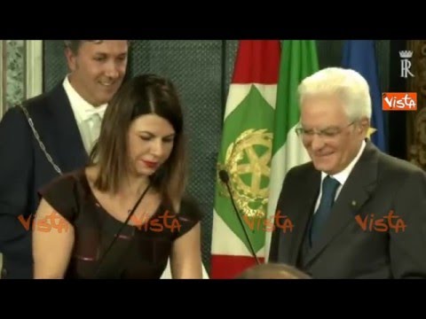LA GAG DI GEPPI CUCCIARI CHE HA FATTO RIDERE MATTARELLA