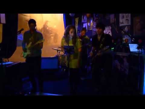 Funktion Party Band - Johnny B Goode Cover Live @ Harry's Bar in Hinckley, UK