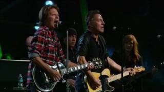 Bruce Springsteen w. John Fogerty - Fortunate Son - Madison Square Garden, NYC - 2009/10/29&amp;30