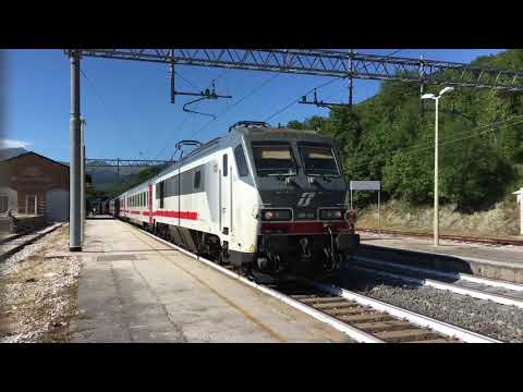4K - Treni a Fossato di Vico - Ferrovia Roma-Ancona