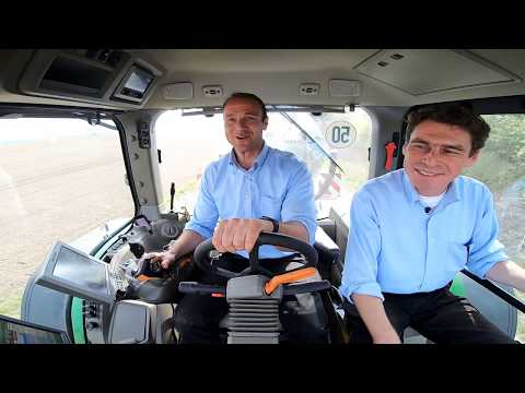 Die neuen John Deere 7R und John Deere 8R Traktoren. Die Tractor Brothers im Praxis-Check.