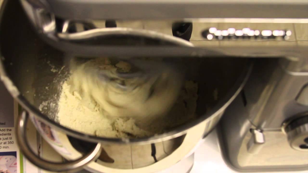 Demonstration #12 - Banana Muffins with Walnut Streusel