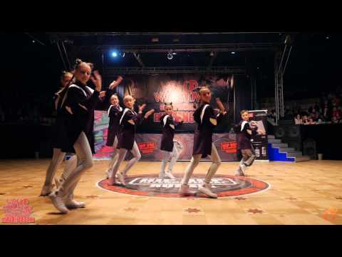 HHI Russia 2016 Juniors Crew - 7 - G-T