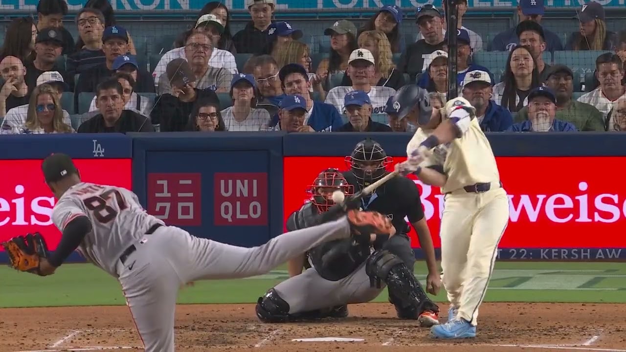 Will Smith ropes a home run to give the Dodgers the lead! 😤 | MLB Highlights