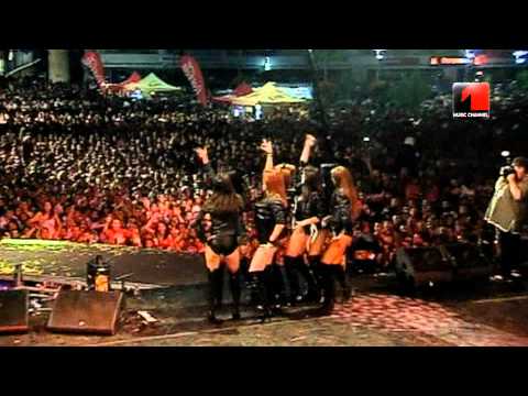 Andreea Balan - Trippin' (Live @ RMA 2010)