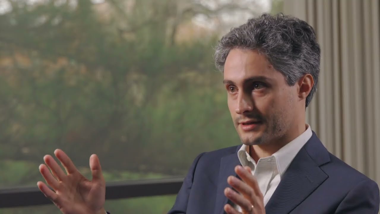 Prof. Davide Curreli | Plasma-Liquid Surface Interactions