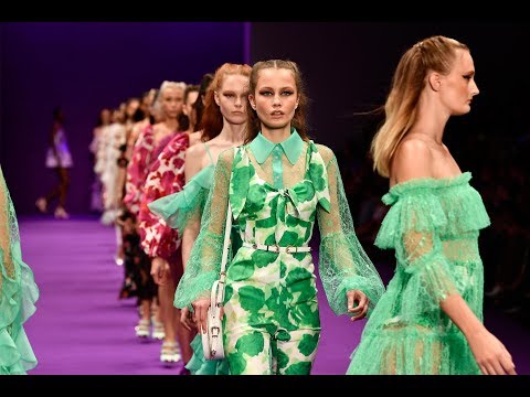 alice McCALL MBFWA Resort 19 Runway