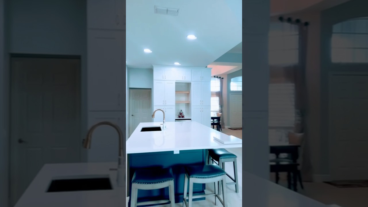 Kitchen remodel gone right! With Lily Ann Cabinets 🤩 #kitchencabinetdesign #kitchenremodel #cabinet