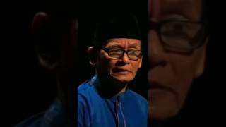 Download lagu D Zawawi Imron reads the poem 'Mother' part 1 mp3