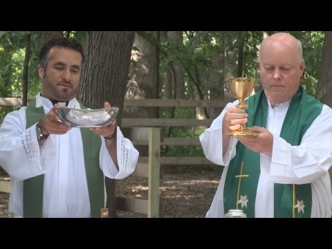 La Santa Misa Católica por los agricultores migrantes desde el County Line Orchard en 7-28-13