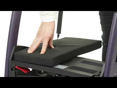 Opvouwen van de Rollz Motion Rollator En Rolstoel In 1