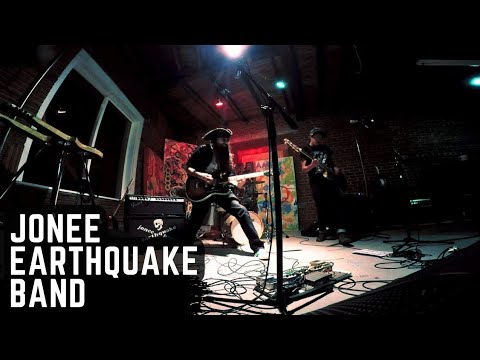 The Jonee Earthquake Band 