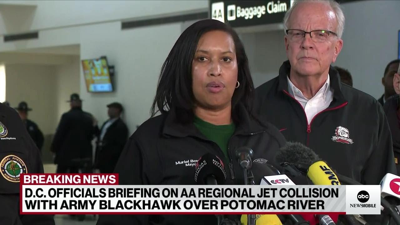 WATCH FULL: Officials hold news conference after Black Hawk collides with regional jet
